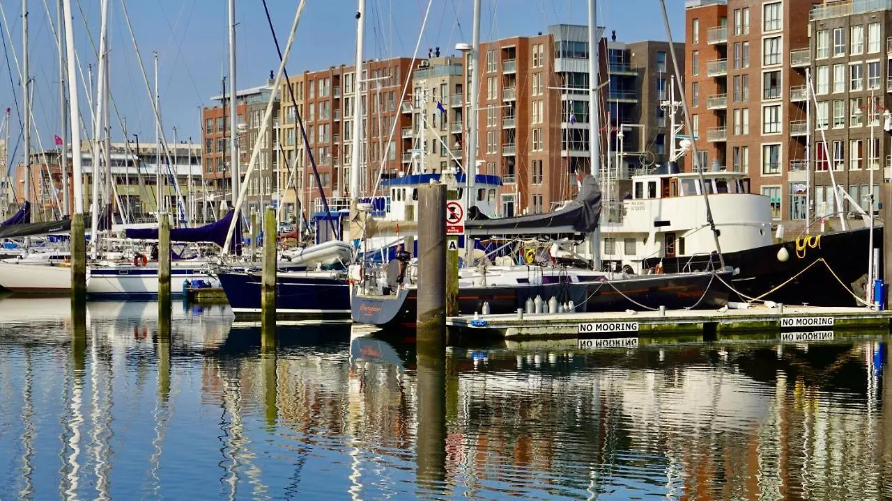 Apartment Bizstay Harbour IV The Hague Netherlands